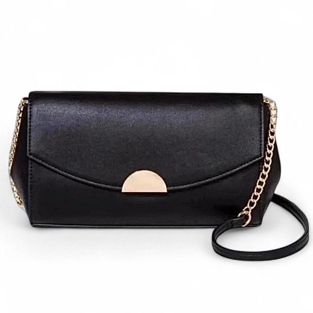 Elegant Black Clutch with Gold Chain